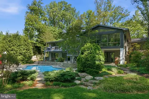 15130 Springfield Rd, Darnestown, MD 20874