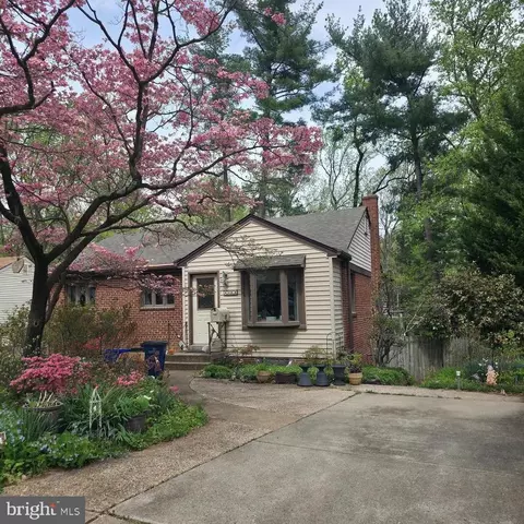 Exterior - 4068 Adams Dr, Silver Spring, MD 20902 photo 2 of 13