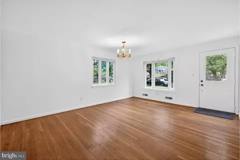 Living - 4068 Adams Dr, Silver Spring, MD 20902 photo 1 of 9