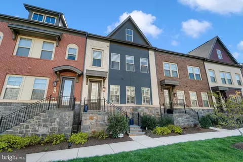 52 Bleeker Pl, Gaithersburg, MD 20878