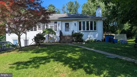 12715 Two Farm Dr, Silver Spring, MD 20904