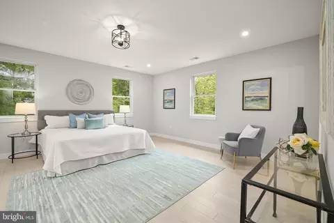 Bedroom - 601 Ray Dr, Silver Spring, MD 20910 photo 1 of 8