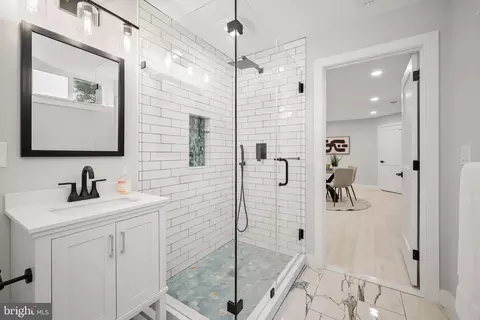 Bath - 601 Ray Dr, Silver Spring, MD 20910 photo 6 of 6