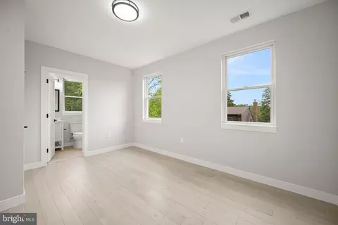 Other - 601 Ray Dr, Silver Spring, MD 20910 photo 9 of 16