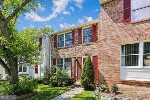 19928 Buhrstone Dr, Gaithersburg, MD 20886