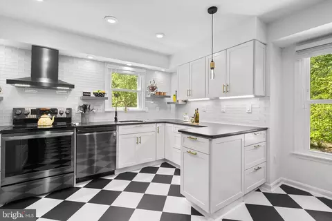 Kitchen - 14408 Culp Ct, Silver Spring, MD 20905 photo 2 of 6