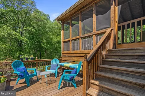 Exterior - 14408 Culp Ct, Silver Spring, MD 20905 photo 6 of 10