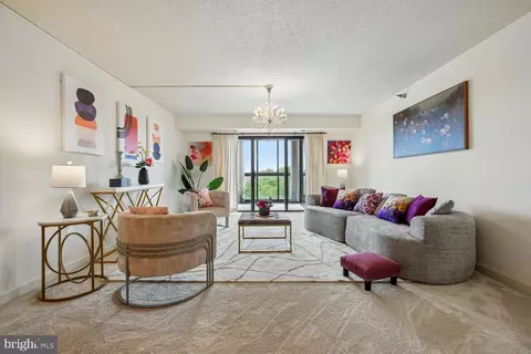 3310 N Leisure World Blvd #6-924, Silver Spring, MD 20906