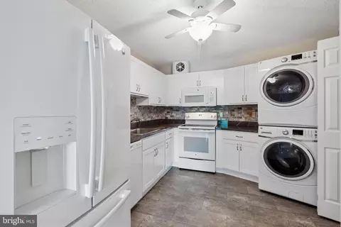 15107 Interlachen Dr #2-303, Silver Spring, MD 20906 photo 6
