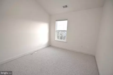 Bedroom - 2133 Clark Pl, Silver Spring, MD 20902 photo 1 of 3