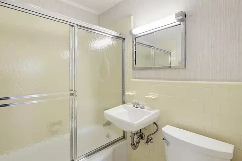 Bath - 12007 Saint Dunston Ln, Silver Spring, MD 20906 photo 2 of 2
