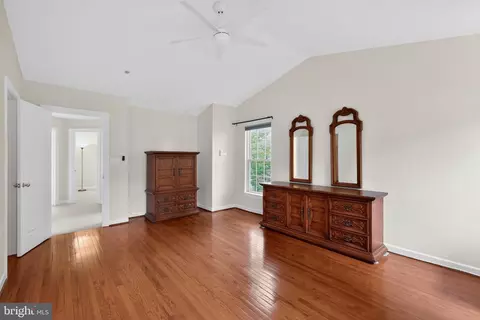Bedroom - 2015 Wheaton Haven Ct W, Silver Spring, MD 20902 photo 1 of 5