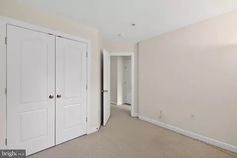 Bedroom - 2015 Wheaton Haven Ct W, Silver Spring, MD 20902 photo 5 of 5