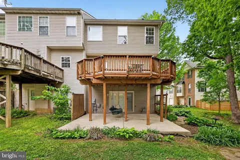 Exterior - 2015 Wheaton Haven Ct W, Silver Spring, MD 20902 photo 2 of 5