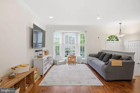 Living - 2355 Massanutten Dr, Silver Spring, MD 20906 photo 1 of 1