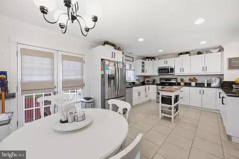 Kitchen - 2355 Massanutten Dr, Silver Spring, MD 20906 photo 4 of 5