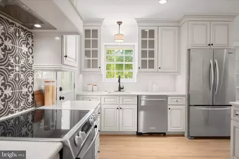 Kitchen - 10318 Parkman Rd, Silver Spring, MD 20903 photo 1 of 4