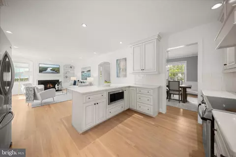 Kitchen - 10318 Parkman Rd, Silver Spring, MD 20903 photo 3 of 4