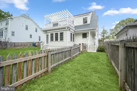 Exterior - 10318 Parkman Rd, Silver Spring, MD 20903 photo 8 of 8