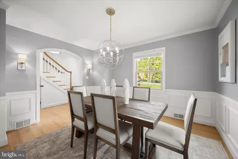 Dining - 10318 Parkman Rd, Silver Spring, MD 20903 photo 2 of 2