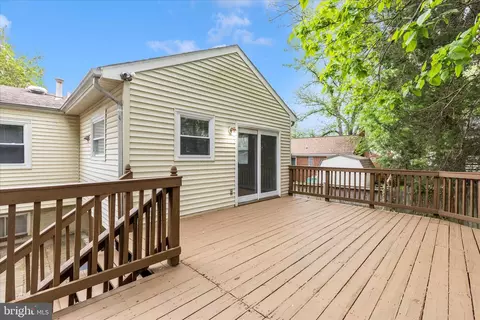 Exterior - 1507 Jasper St, Silver Spring, MD 20902 photo 10 of 11