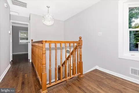 Entry Way - 1507 Jasper St, Silver Spring, MD 20902 photo 1 of 8