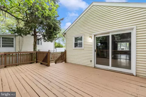Exterior - 1507 Jasper St, Silver Spring, MD 20902 photo 9 of 11