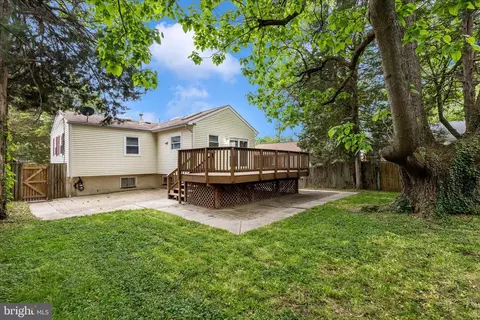 Exterior - 1507 Jasper St, Silver Spring, MD 20902 photo 5 of 11