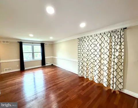 Living - 13608 Creekside, Silver Spring, MD 20904 photo 4 of 14