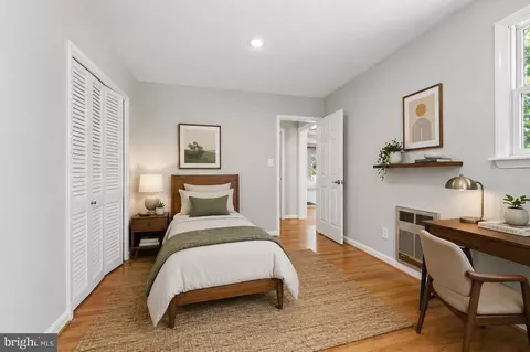 Bedroom - 10410 Gary Rd, Potomac, MD 20854 photo 5 of 11