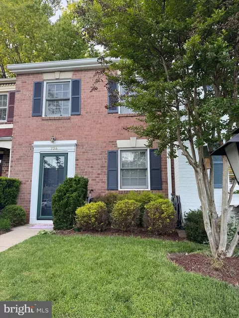 734 Azalea Dr #11-734, Rockville, MD 20850