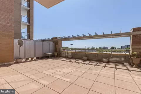 5750 Bou Ave #610, Rockville, MD 20852