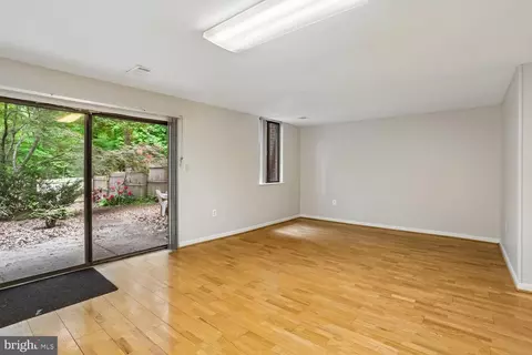 Living - 10721 Deborah Dr, Potomac, MD 20854 photo 8 of 9