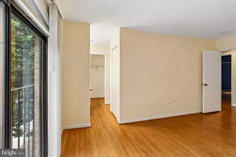 Bedroom - 10721 Deborah Dr, Potomac, MD 20854 photo 2 of 6