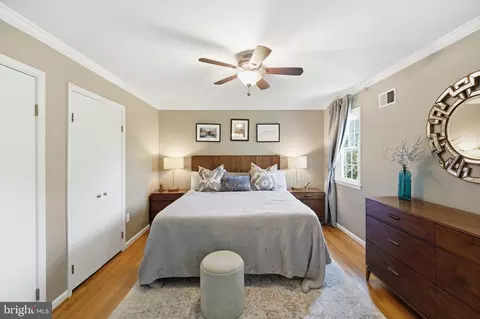 Bedroom - 15108 Centergate Dr, Silver Spring, MD 20905 photo 9 of 10
