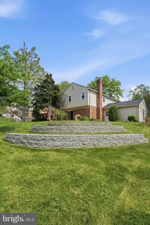 Exterior - 15108 Centergate Dr, Silver Spring, MD 20905 photo 13 of 15