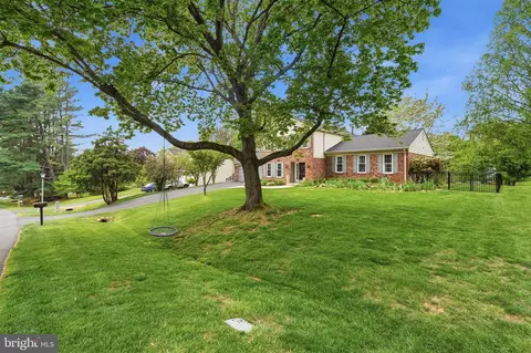 Exterior - 15108 Centergate Dr, Silver Spring, MD 20905 photo 5 of 15