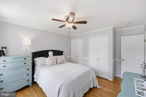 Bedroom - 15108 Centergate Dr, Silver Spring, MD 20905 photo 5 of 10
