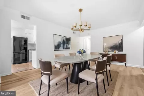 Dining - 5 Normandy Square Ct #1-B, Silver Spring, MD 20906 photo 1 of 1