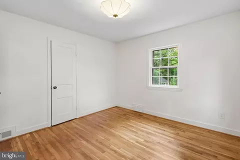 Bedroom - 9110 Sudbury Rd, Silver Spring, MD 20901 photo 6 of 7