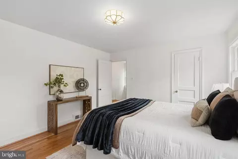 Bedroom - 9110 Sudbury Rd, Silver Spring, MD 20901 photo 3 of 7
