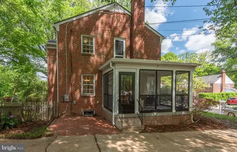 Exterior - 9110 Sudbury Rd, Silver Spring, MD 20901 photo 4 of 14
