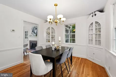 Dining - 9110 Sudbury Rd, Silver Spring, MD 20901 photo 3 of 3