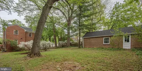 Exterior - 9110 Sudbury Rd, Silver Spring, MD 20901 photo 12 of 14