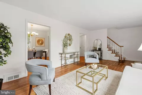 Living - 9110 Sudbury Rd, Silver Spring, MD 20901 photo 5 of 6