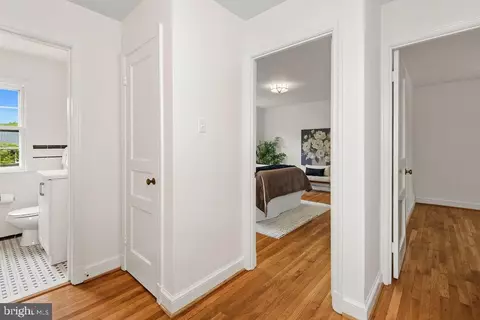 Entry Way - 9110 Sudbury Rd, Silver Spring, MD 20901 photo 4 of 4