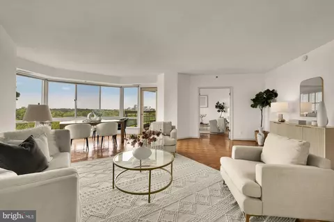 5600 Wisconsin Ave #1502, Chevy Chase, MD 20815