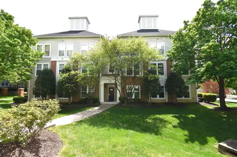 110 Watkins Pond Blvd #1-103, Rockville, MD 20850