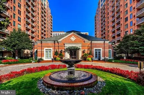 11710 Old Georgetown Rd #527, North Bethesda, MD 20852