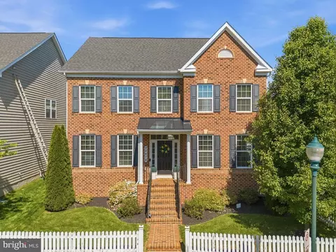 22478 Winding Woods Way, Clarksburg, MD 20871